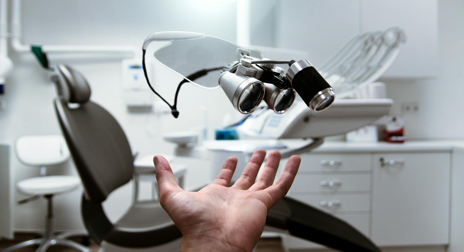 How to Clean Medical Equipment?